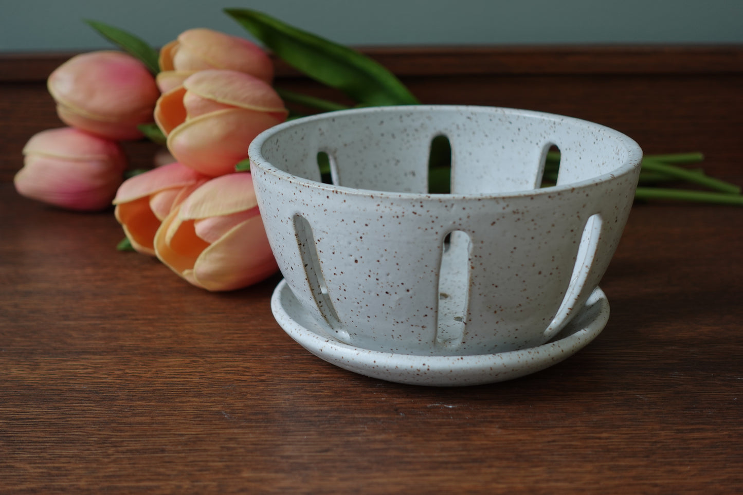 Berry Bowl With Saucer