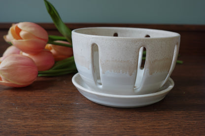 Berry Bowl With Saucer