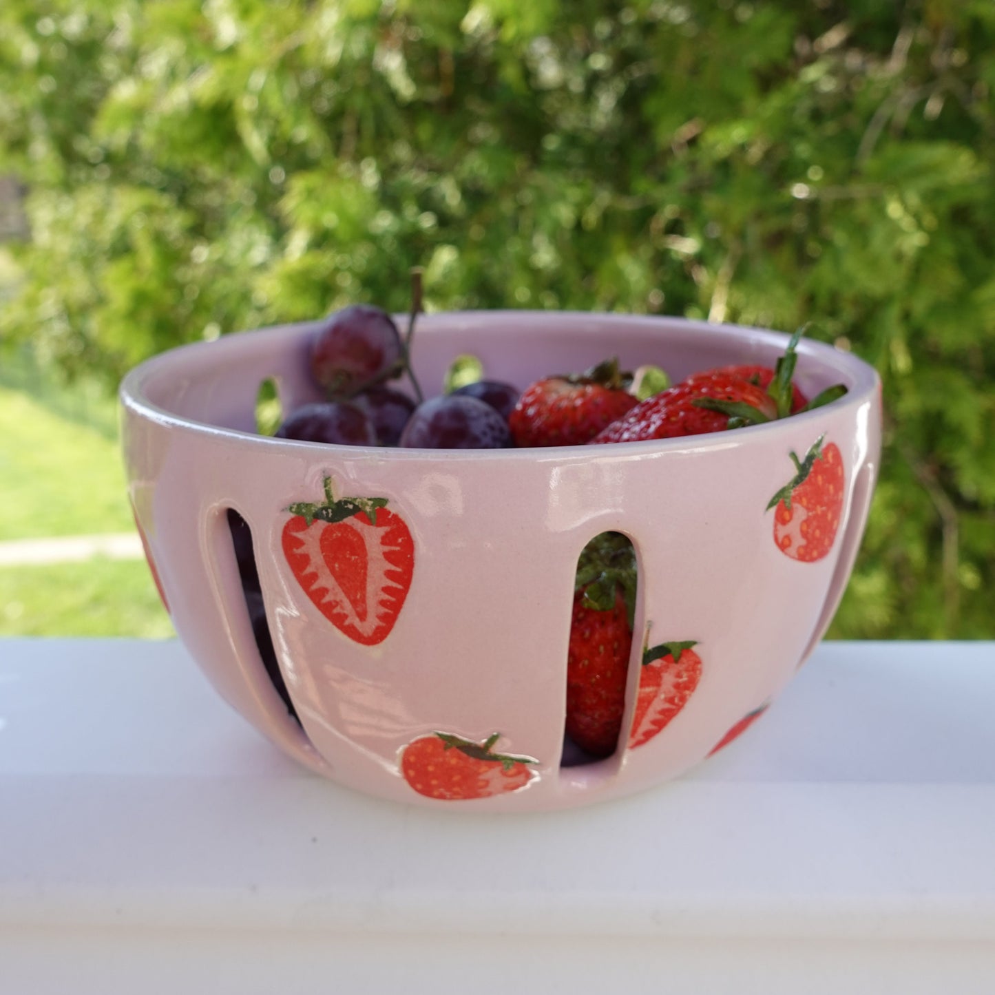 Berry Bowl With Saucer